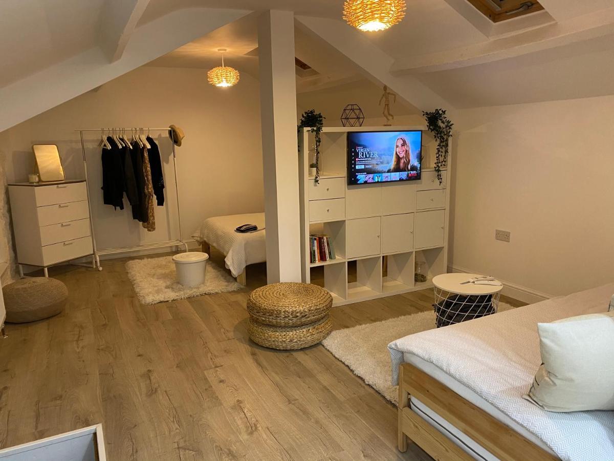 Craven Lodge Guesthouse Port Talbot Eksteriør bilde